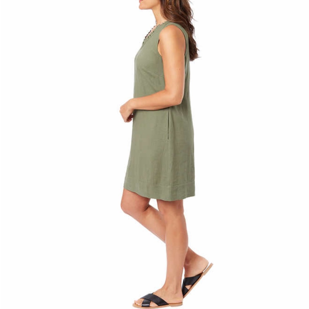 NWT Briggs Ladies' Ruffle V-Neck Linen Blend Dress - Picture 2 of 3